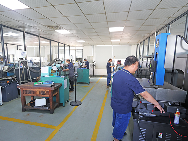 无心磨枪钻车间